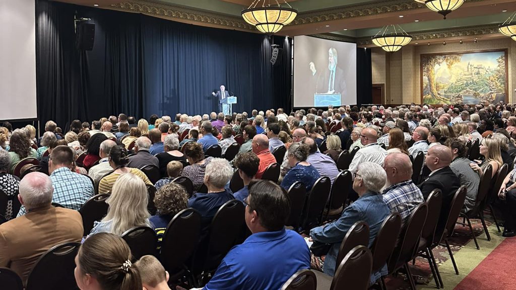 Dan Winkler preaches during the inaugural Polishing the Pulpit conference in Branson, Mo.