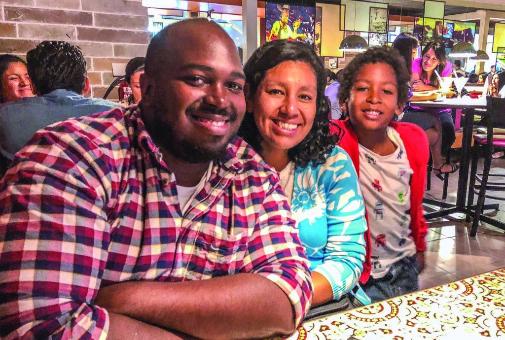 Jonathan Cooper and his wife, Bani González, with their son, Andrew, in Lima