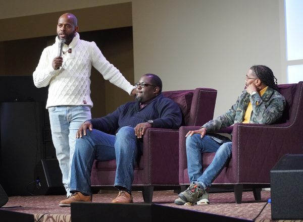 Orpheus J. Heyward leads a roundtable discussion of "Church Music and Church Growth" during the Nehemiah Next Level Up Summit.